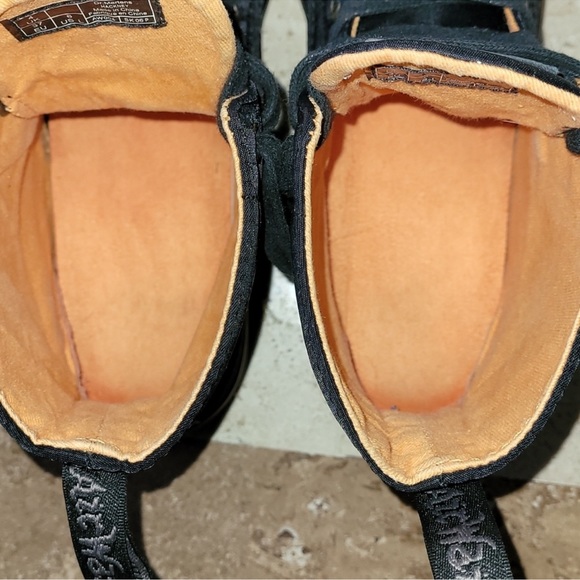 Dr. Martens - Hackney - black satin finish lace up boots - Women’s Size 6 - Picture 14 of 15